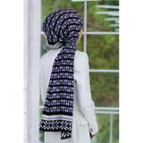 LÜKS MEDİNE İPEĞİ KARE DESENLİ BEBE MAVİSİ RENKLİ 75X195 KIRIŞMAZ ŞAL MOSS KREP DİKİŞ TİPİ İTALYAN DİKİŞLİ
