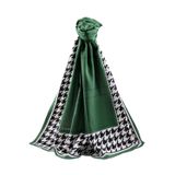 LÜKS MEDİNE İPEĞİ KAZAYAĞI DESENLİ ZÜMRÜT YEŞİLİ - SİYAH RENKLİ 75X195 KIRIŞMAZ ŞAL MOSS KREP DİKİŞ TİPİ İTALYAN DİKİŞLİ
