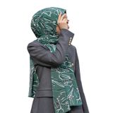 LÜKS MEDİNE İPEĞİ YAPRAK DESENLİ KOYU MİNT YEŞİLİ RENKLİ 75X195 KIRIŞMAZ ŞAL MOSS KREP DİKİŞ TİPİ İTALYAN DİKİŞLİ