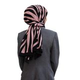 LÜKS MEDİNE İPEĞİ ZEBRA DESENLİ SİYAH - PUDRA RENKLİ 75X195 KIRIŞMAZ ŞAL MOSS KREP DİKİŞ TİPİ İTALYAN DİKİŞLİ