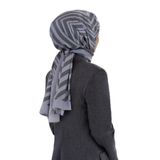 LÜKS MEDİNE İPEĞİ ZİGZAG DESENLİ GRİ RENKLİ 75X195 KIRIŞMAZ ŞAL MOSS KREP DİKİŞ TİPİ İTALYAN DİKİŞLİ