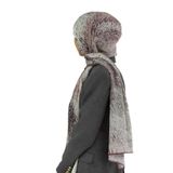 LÜKS MEDİNE İPEĞİ ZİKZAK GEOMETRİK DESENLİ PUDRA RENKLİ 75X195 KIRIŞMAZ ŞAL MOSS KREP DİKİŞ TİPİ İTALYAN DİKİŞLİ