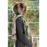 LÜKS MEDİNE SULU BOYA ÇİÇEK DESENLİ ZÜMRÜT YEŞİLİ RENKLİ 75X195 KIRIŞMAZ ŞAL MOSS KREP DİKİŞ TİPİ İTALYAN DİKİŞLİ