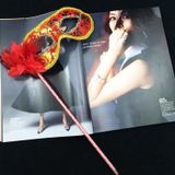 Lüks Taşlı Saplı Maskeli Balo Maskesi Kırmızı Renk 35 cm Tdrtr