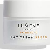 Lumene 50 ml Vitamin C Aydınlatıcı & Leke Karşıtı SPF 15 Gündüz Bakım Kremi