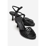 LuviShoes DANICA Siyah Cilt İnce Bantlı Kadın Topuklu Ayakkabı