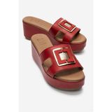 LuviShoes HIOLA Kırmızı Hakiki Deri Tokalı Kadın Dolgu Topuklu Terlik
