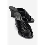 LuviShoes LAVEAN Siyah Örgü Çapraz Bantlı Kadın Dolgu Topuklu Terlik