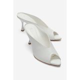 LuviShoes PELINA Beyaz Cilt Kadın İnce Topuklu Terlik