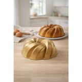 Luxxa Home Mozaik Döküm Kek Kalıbı 26cm Gold