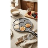 Luxxa Home Panface Emoji Pancake Tavası 27 cm | 7 Bölmeli Döküm Alüminyum Pankek & Kahvaltı Tavası Antrasit