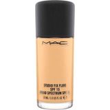 M.A.C C40 Fondöten - Studio Fix Fluid Spf 15 Foundation 30 ml