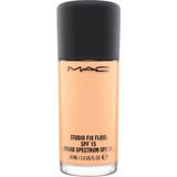 M.A.C Mac C4 Fondöten - Studio Fix Fluid Spf 15 Foundation 30ML - W3