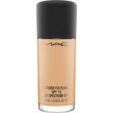 M.A.C NC35 Foundation - Studio Fix Fluid Spf 15 Foundation 30 ml FNDTN10
