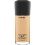 M.A.C Studio Fix Fluid Fondöten 30 ml Bej Renk Suya Dayanıklı Tüm Cilt Tipleri İçin Özel Formül