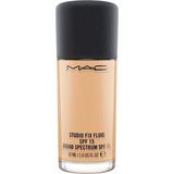M.A.C Studio Fix Fluid Spf 15 NC12 Foundation - 30 Ml..24 Hours Permanent FNDTN157
