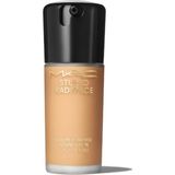 M.A.C Studıo Radıance Serum-Powered Glowıng Foundatıon With Jojoba Oil NC42 PSSN3242