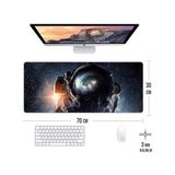 Mabelme Uzay ve Astronot Temalı Oyun Gaming Klavye Mouse Pad Masa Matı 70X30CM Kaymaz Kauçuk Taban Dikişli Kenar - Option-1 - 0002 - Beyaz
