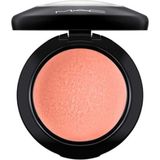 Mac Işıltılı Bitişli Pudra Allık - Mineralize Blush - Like Me, Love Me 4 G - Kırmızı2
