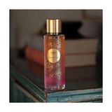 Mad Caramel Crush Body Mist 250 ML – Ahududu, & Vanilya ile Tatlı‑meyvemsi, Kalıcı ve Enerji Veren Kadın Vücut Spreyi
