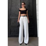 Madmext Beyaz Çift Pileli Kemerli Pantolon Mg2330