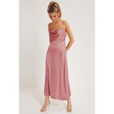 Madmext MG1708 Pudra Saten Degaje Yaka Midi Boy Elbise