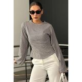 Madmext Siyah Kare Desenli Belden Oturtmalı Bluz MG2849