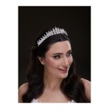 Magic Tiara İnce Kristal Taşlı Gelin Tacı – Zarif ve Şık Tasarım (6147)