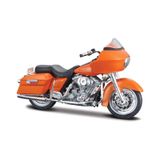 Maisto Harley Davidson 2002 FLTR Road Glide 1:18 Motorsiklet