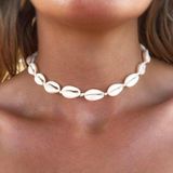 Major Butik Deniz Kabuklu İpli Örgü Bağlamalı Tasma Kolye