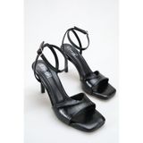 MALENTA Kadın Siyah Yanki Yüksek Topuklu Tek Bantlı Küt Burun Bilekten Bağlama Şık Sandalet