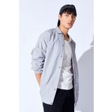 MAN EDITION Gri Paraşüt Kumaş Baskılı Çıtçıtlı Yağmur Geçirmez Oversize Mont | EE1000345791