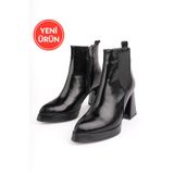Marshetta Shoes Forte Model Siyah Sivri Burun Platform Topuklu Yandan Fermuarlı Kadın Bot