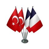 Masa Üstü Fransa Bayrağı Türk Bayrağı Dörtlü Krom Direk Masa Bayrak Seti