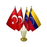 Masa Üstü Venezuella Bayrağı Türk Bayrağı Dörtlü Pirinç Direk Masa Bayrak Seti