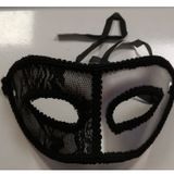 MASKE YARIM DANTEL GÜMÜŞ