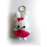 Maskot Elbiseli Tavşan Amigurumi Organik Anahtarlık Oyuncak