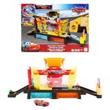Mattel Cars Renk Değiştiren MCQUEEN ile Yıkama Oyun Seti Cars Renk Değiştiren MCQUEEN ile Yıkama Oyun Seti ve renk değiştiren Şimşek McQueen JBM70