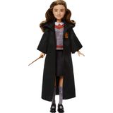 Mattel Harry Potter oyuncağı, Hermione Granger moda bebek, tipik çıkarılabilir Hogwarts kıyafetinde, sihirli değnek aksesuarlı, filmden esinlenilmiş, JGM19
