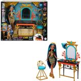 Mattel Monster High Cleo De Nile Self-Scare Day Doll And Playset