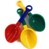 Matty's Toy Stop 10.5" Çocuk Çok Renkli Kum Kepçesi Kum ve Plaj için Plastik Kürek (Kırmızı/Mavi, Sarı/Yeşil ve Yeşil/Sarı) Komple Hediye Seti Paketi - 3'lü Paket