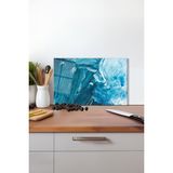 Mavi Beyaz Fırça Desen Cam Kesme Tahtası, Silikon Ayaklı, Isıya Kırılmaya Dayanıklı, Sunum Tablası - 23 x 35 cm