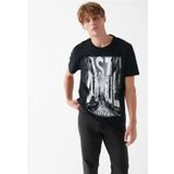 Mavi M067053-900 Galata İstanbul Siyah Erkek T-Shirt