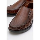 Maximoda Bağcıksız Hakiki Deri Erkek Ayakkabı Taba Renk Düz Taban ile Ortopedik Konfor Sunar