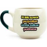 Mcreative Biri Olmaya Çalışıyorum Lütfen Zorluk Çıkarmayın Krem Parlak Balon Kupa Yeşil Kulp - Hediye Seramik Kupa