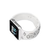 McStorey Apple Watch 40 mm Kılıf ve Silikon Kayış, Kırılmaz Camlı Tam Koruma Kasa, Series 4/5/6 ve SE (1. ve 2. Nesil) Uyumlu, Full Body Koruyucu, Astronot Desenli Beyaz Beyaz