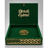 Medrese Kitabevi Kişiye Özel Kadife Kaplı Kutulu Kur’an-I Kerim ve Inci Tesbih Seti – Şık ve Özel Tasarım - 17x24 - Yeşil
