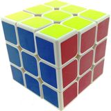 Mega 3x3x3-6,8 cm Beyaz Zemin üzeri Renkli Zeka Küpü