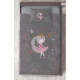 Mekta Home Bebek ve Çocuk Odası Ayda Oturan Kız Pembe Motifli Gri Yatak Örtüsü - Renkli - 140 x 220 cm