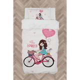 Mekta Home Bebek ve Çocuk Odası Bisikletli Kız ve Kalpli Balon Desenli Nevresim Takımı - Renkli - 160 x 230 cm
